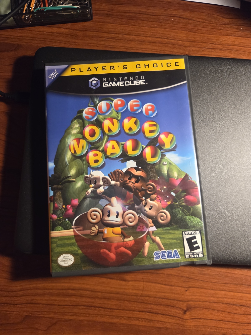 Nintendo GameCube Super Monkey Ball — Blue & Yellow Cover